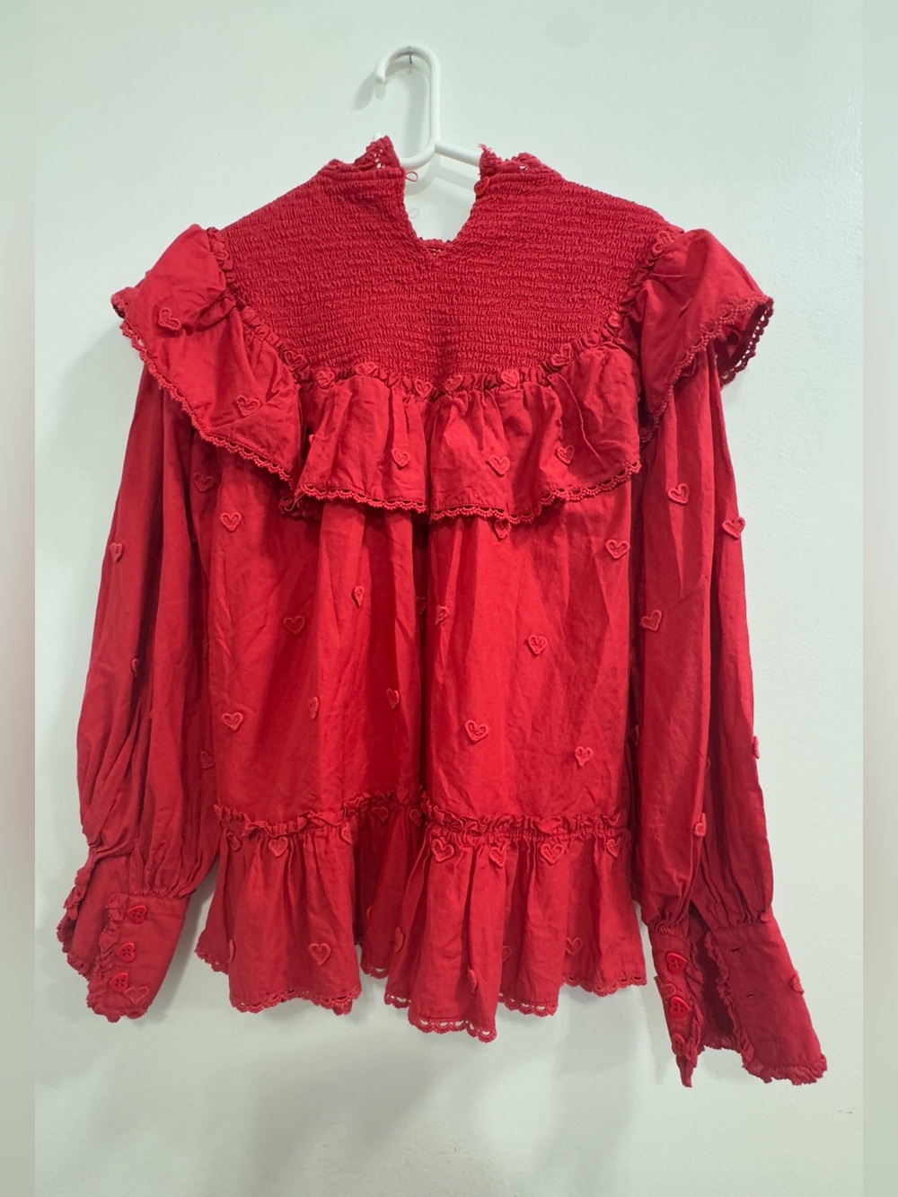 FARM Rio Red Ruffled Smocked Women's Top - Picture 3 of 11